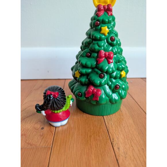 Fisher Price Little People Christmas Tree Lighting Tree + Figure 2004 - Picture 2 of 3